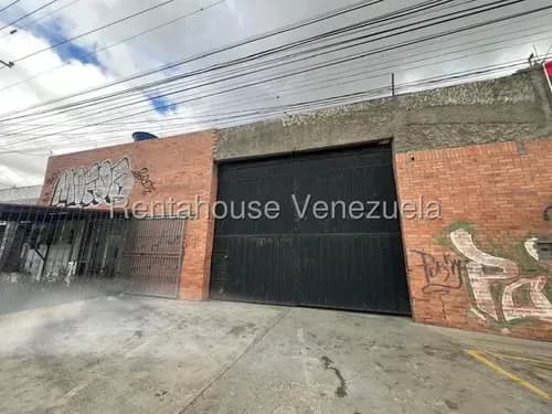 Amplio Local Comercial En Venta Al Norte De Barquisimeto, Héctor Malavé, Cód. 26-10451, Ideal Para Empresas En Crecimiento,
