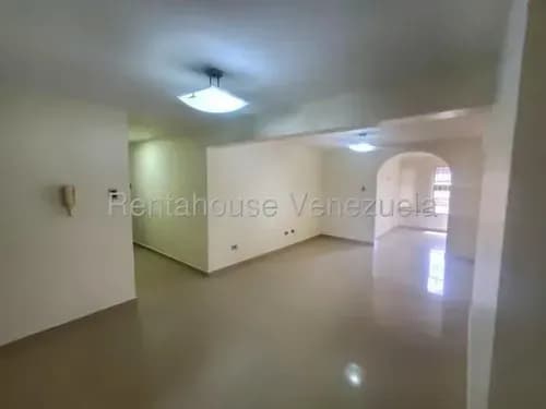 Apartamento En Alquiler Los Ruices 26-19900