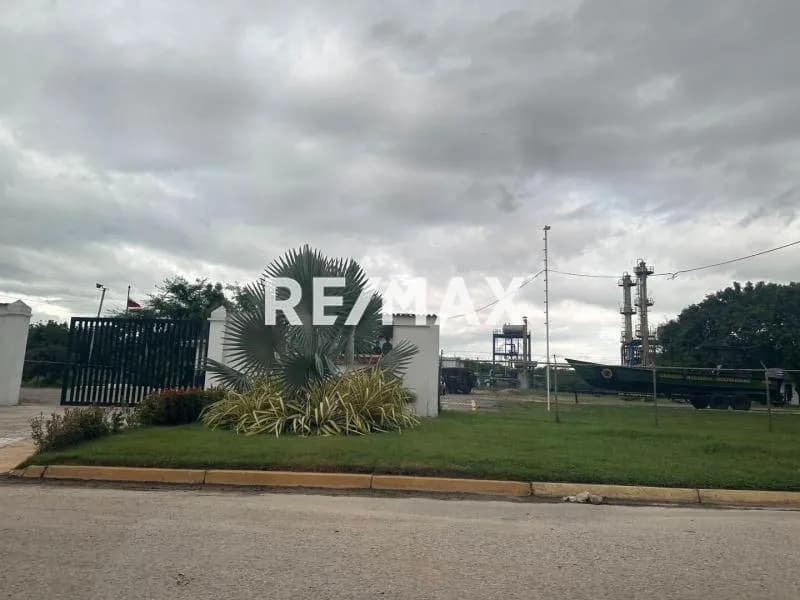 VENTA DE PARCELA DE TERRENO EN ZONA INDUSTRIAL EL TIGRE, GUACARA; 35.000$