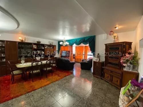 24-19218 Venta Apartamento Macuto