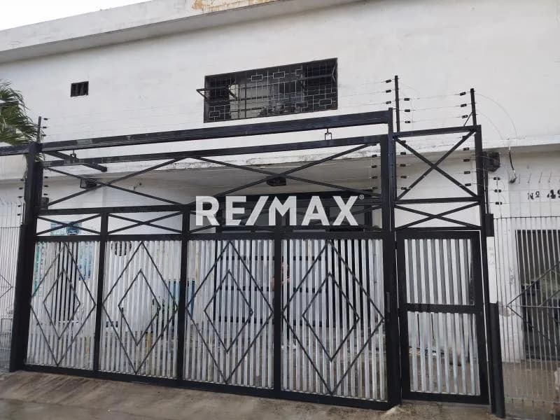 SE ALQUILA Galpón Industrial 980m2 Guaicaipuro, Av Andrés Bello