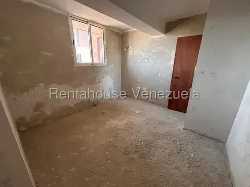 ¡rent A House Trae Para Ti Al Oeste De Barquisimeto! Este Apartamento De 69,09 M2 En Obra Gris Donde Podras Realizar Cada Detalle A Tu Gusto. Contactame Para Visitar Este Inmueble. Dayana Saez 26-1363