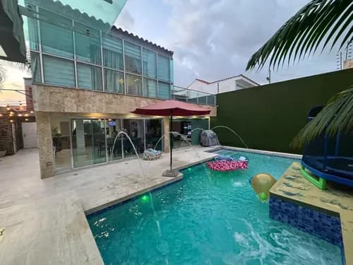 Casa Moderna En Venta En Lomas Del Country Guataparo Con Piscina Y Planta 100% Amoblada Gavip