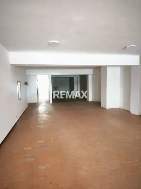 LOCAL EN VENTA AV BOLIVAR