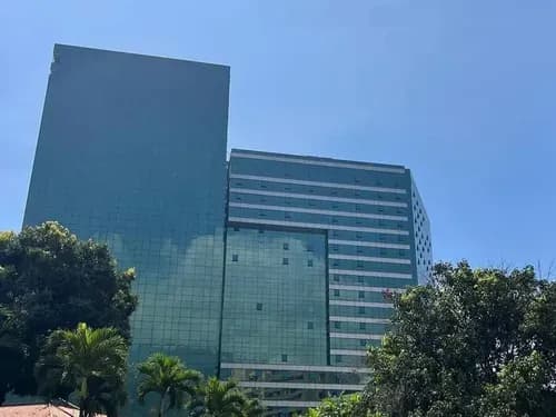 Local De 65mts En Venta En Centro Empresarial La Esmeralda En Campo Alegre