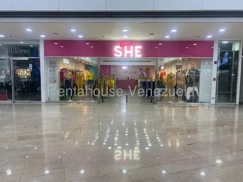 Ev / Local Comercial En Alquiler - Los Dos Camino / Mls #25-24638