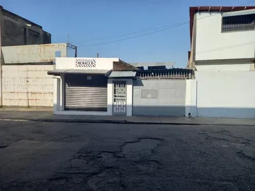Promociona Para La Venta Una Casa Con Local Terreno Propio Para Remodelar 015js