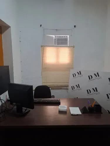 Se Alquila Cubículo De Oficina De 8 M2 En Los Caobos En 120 Usd