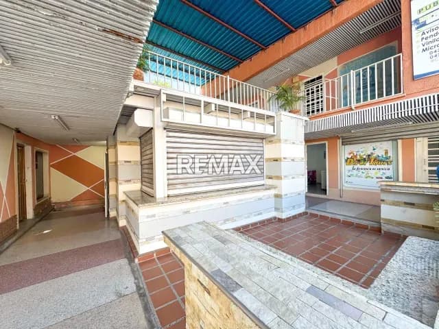 Local en Venta para Cafetin Centro Comercial Plaza la Cruz- Cabudare