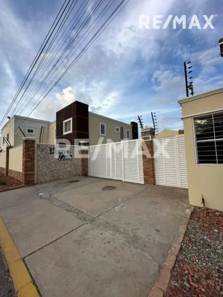 Townhouse en Venta Villa Monte Lindo