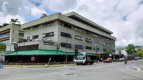 Ev / Local Comercial En Alquiler - Los Cortijos / Mls #26-6931