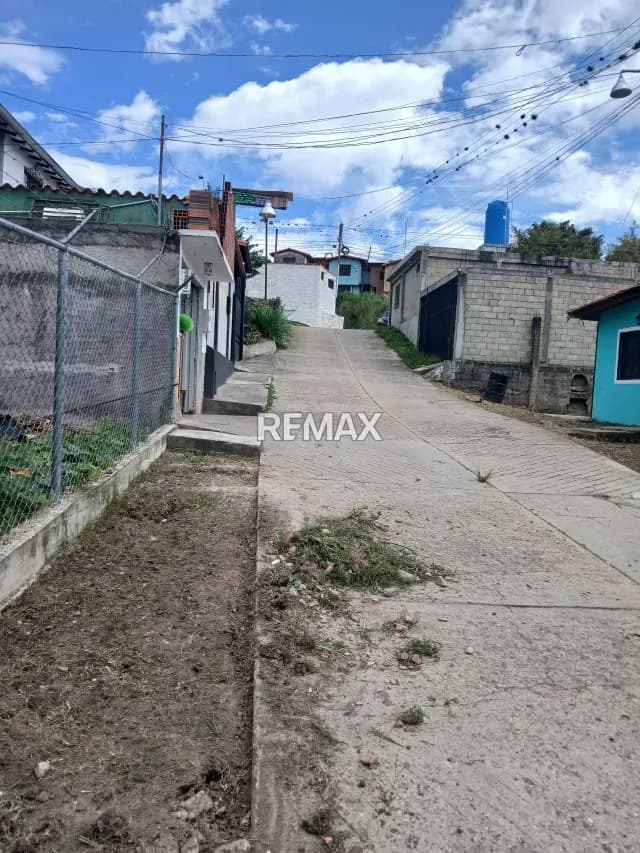 TERRENO EN VENTA EN LA LAJA