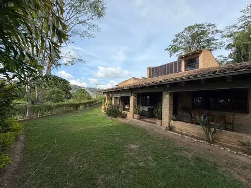Se Vende Casa En Oripoto 900mt2 4h+1s/6b/7p