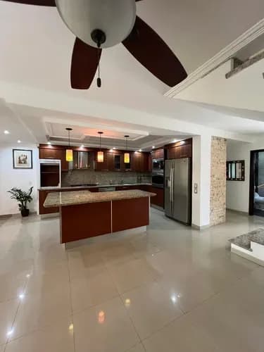 Townhouse En Alquiler En Mañongo Res Doral Park (ac)