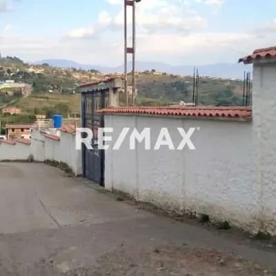 En Venta parcela en Urbanización Privada El Ceiba N°2