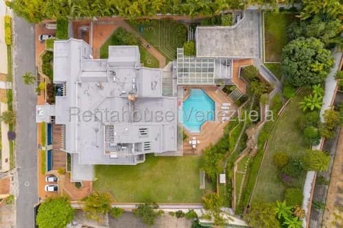 Agp Casa En Venta En Cerro Verde, Remodelada, 2330mts De Terreno 26-11970