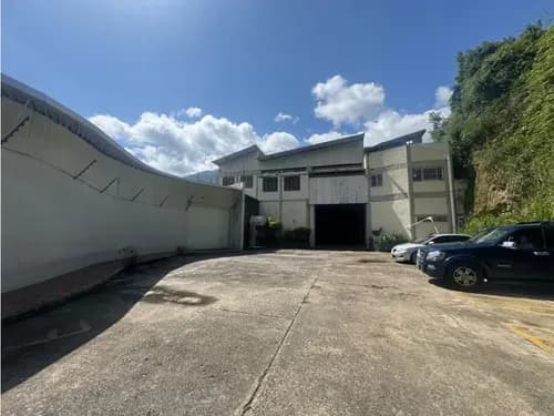 Se Vende Galpón Con Edificio Administrativo Negociable