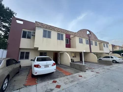 Townhouse En Venta: Residencias Villas Del Bosque El Bosque