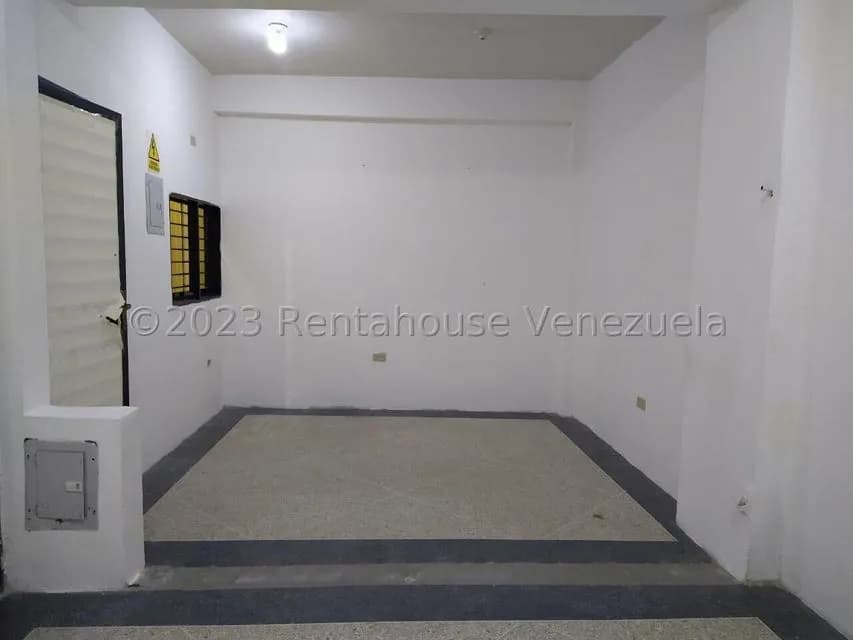 Comercial (Oficina) en Alquiler en Centro, Lara