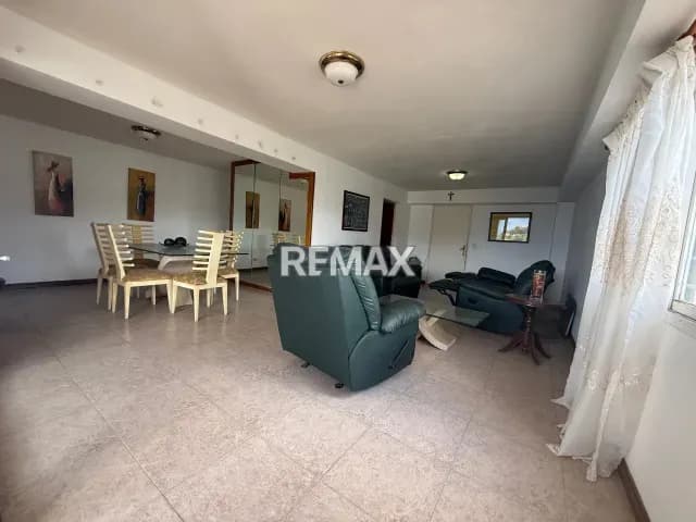 Apartamento en Los Naranjos