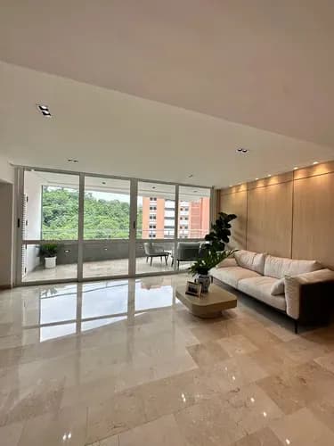 Fernando & Yosmar En Venta Lujoso Apartamento En El Bosque Res Gran Mándalay ( Solo Clientes)