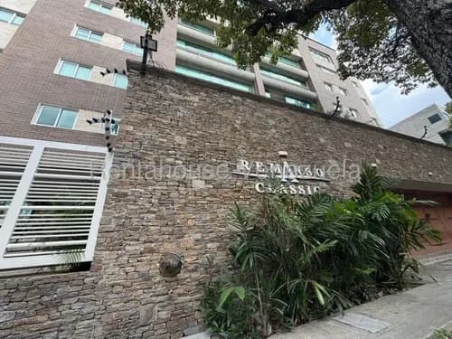 Apartamento En Alquiler, Urb. Los Naranjos De Las Mercedes