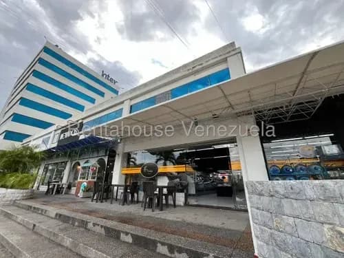 M&n Vende Amplio Local De 329m2 Con Mobiliario Y Registro Operativo; Ubicado Al Este De Barquisimeto: 26-12707