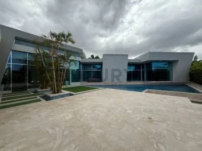 EN VENTA CASA VILLA EN C R LAS VILLAS LECHERIA
