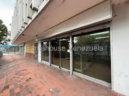 Oficina En Alquiler En Santa Eduvigis, Distrito Metropolitano Ft 26-13323