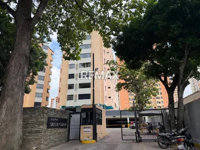 APTO EN ALQUILER, CONJ RESD SANTA CLARA, URB AGUA BLANCA