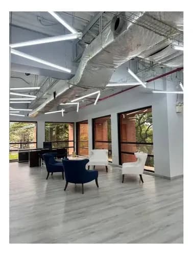 (#1282) Oficina En Alquiler En Las Mercedes 190 M2
