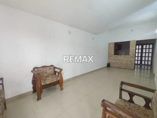 CASA EN VENTA URB TIERRA DEL SOL