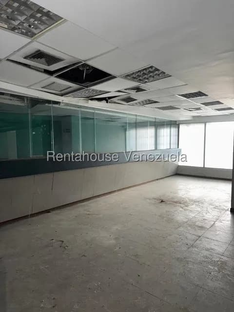 Comercial (Local Comercial) en Venta en Parque Central, Distrito Metropolitano