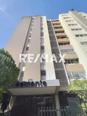 APARTAMENTO EN ALQUILER STA ROSA DE LIMA