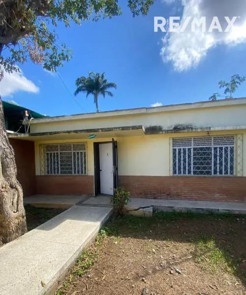 Casa Comercial en Venta Calle 41 entre Carreras 16 y 17 Zona Centro - Barquisimeto
