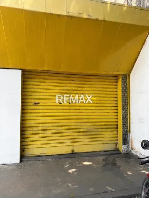 EN ALQUILER: Local Comercial 100 m²