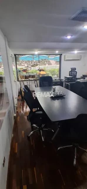 ALQUILER DE OFICINA EN CHUAO BARUTA, CARACAS!!