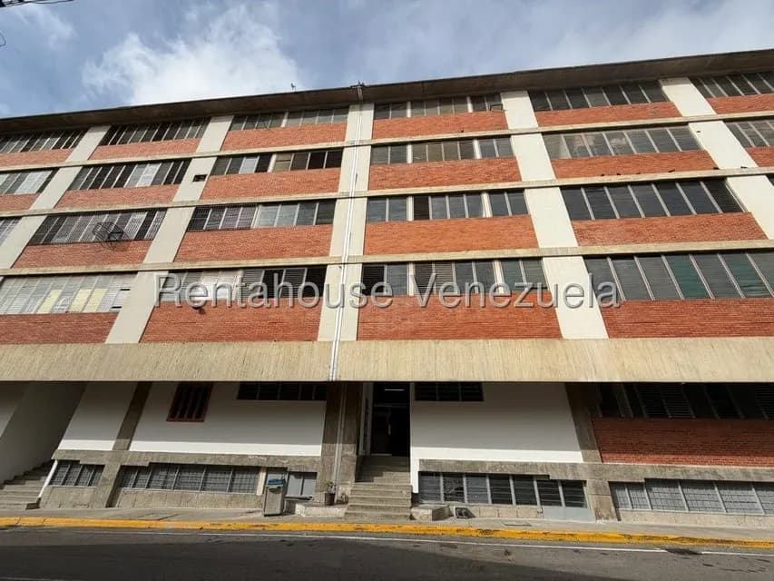 Comercial (Industrial) en Alquiler en El Valle, Distrito Metropolitano