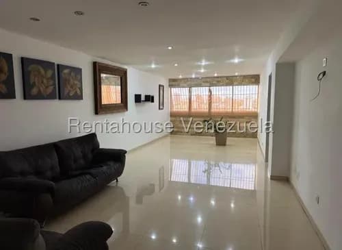 Inmuebles Milagros Nazareth Apartamento En Alquiler En Barquisimeto Lara Zona Este El Parque. Codigo Del Inmueble 26-21100 Economica Residencial Economico