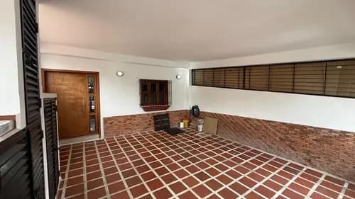 Abby Ofrece Esta Propiedad En Quintas Del Norte, Naguanagua (solo Clientes) Lp-rm