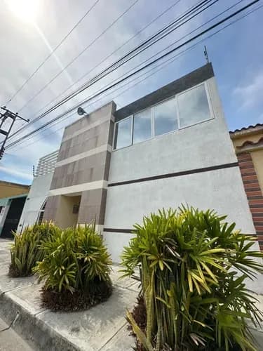 Casa En Venta En Naguanagua Urb El Cafetal