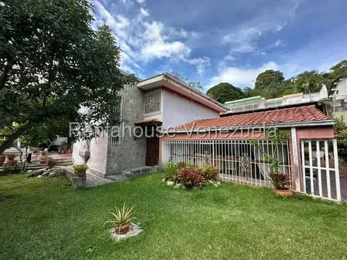 Casa En Venta Urb. Caurimare, Caracas Yf 26-10143