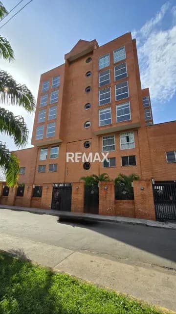 Oficina en alquiler en Torre Empresarial en Las Acacias