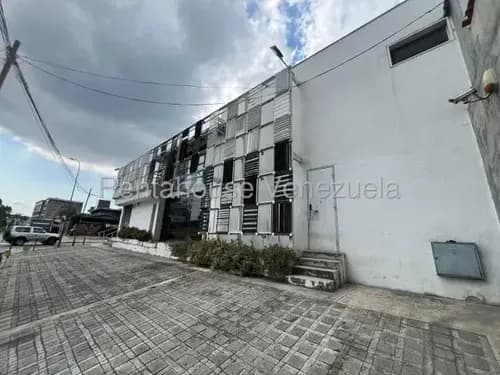 Espectacular Terreno En Venta En Zona Estratégica De La Castellana Cda. 25-18206
