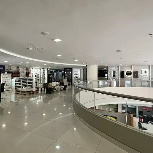 (#1067) Local De 10.940 M2 En Boleíta Norte, Caracas En Pb