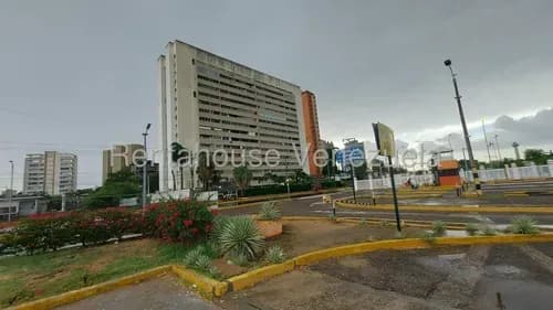 Apartamento En Venta Residencia Vista Hermosa, Av El Milagro. As