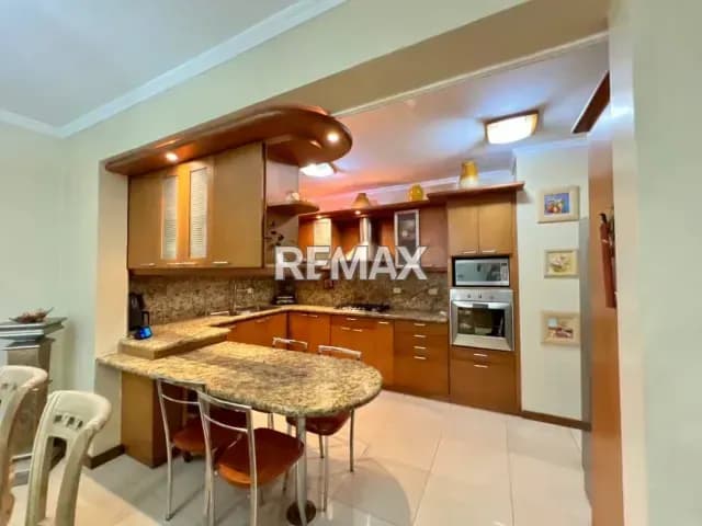 TOWNHOUSE EN VILLA VIZCAYA