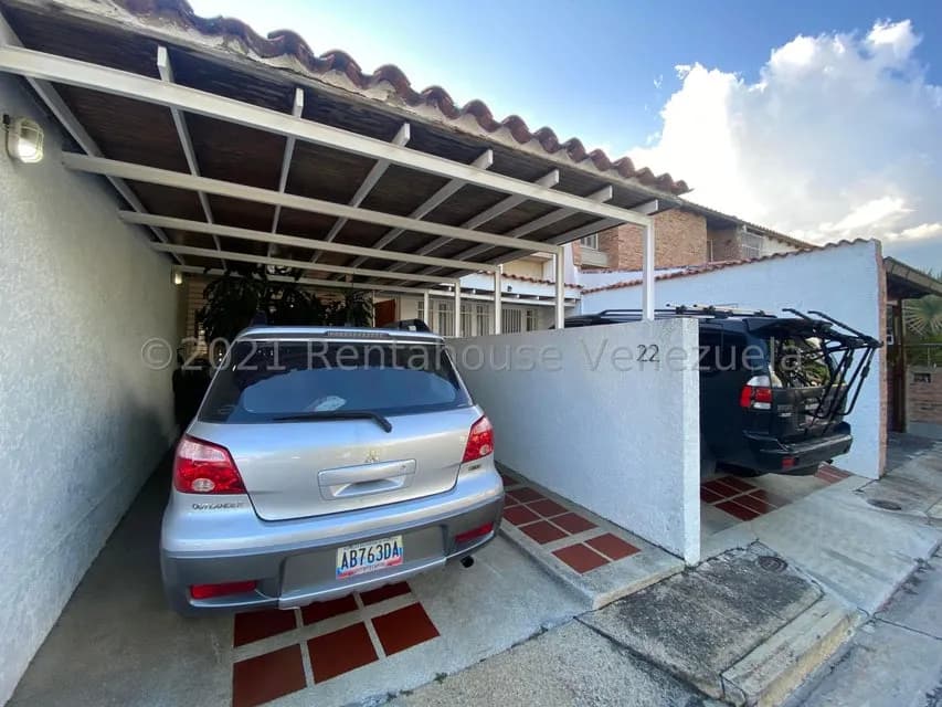 Casa (Duplex) en Venta en Colinas de La California, Distrito Metropolitano