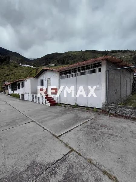Se vende casa en Cacute,