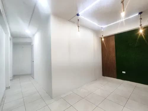 Local En Alquiler, Sabana Grande, Caracas, Spa, Peluquería, Consultorio, Oficina, Deposito, Económico